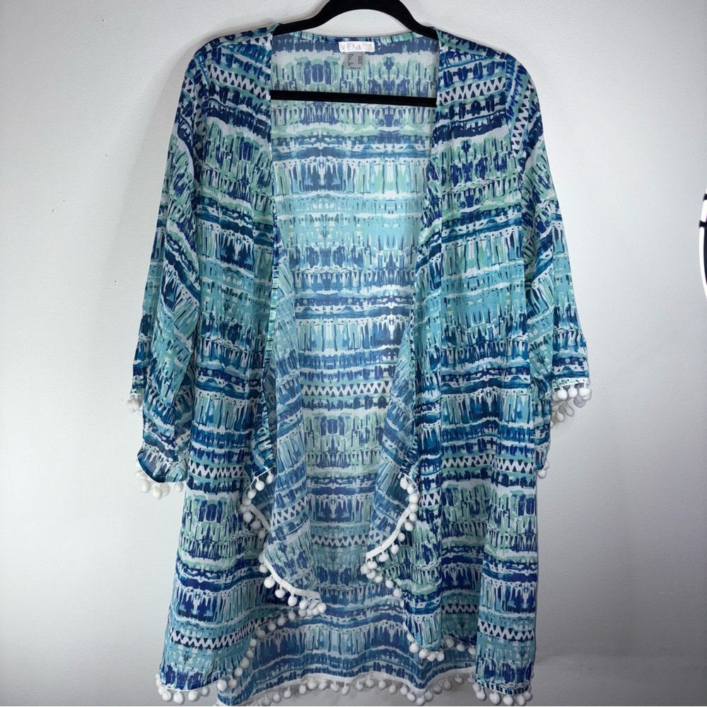 VENUS Blue and White Patterned Kimono/ Cover up